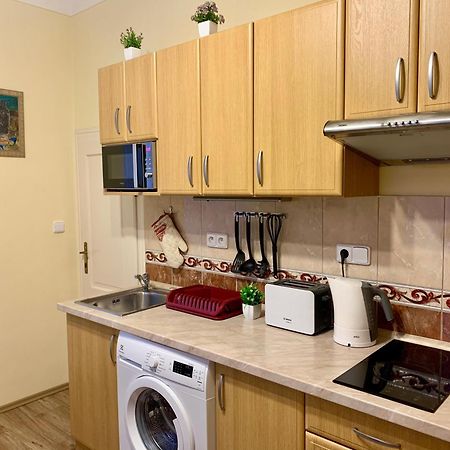 Romanceart Apartments Карлови Вари Екстериор снимка
