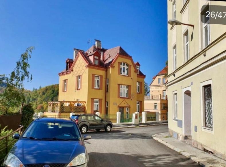 Romanceart Apartments Карлови Вари Екстериор снимка