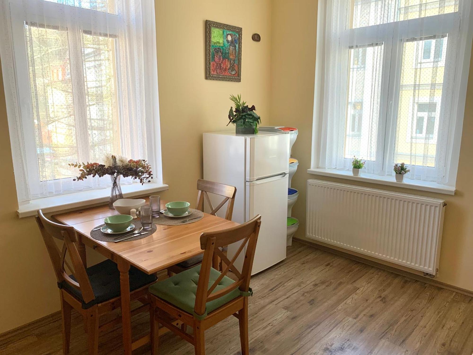 Romanceart Apartments Карлови Вари Екстериор снимка