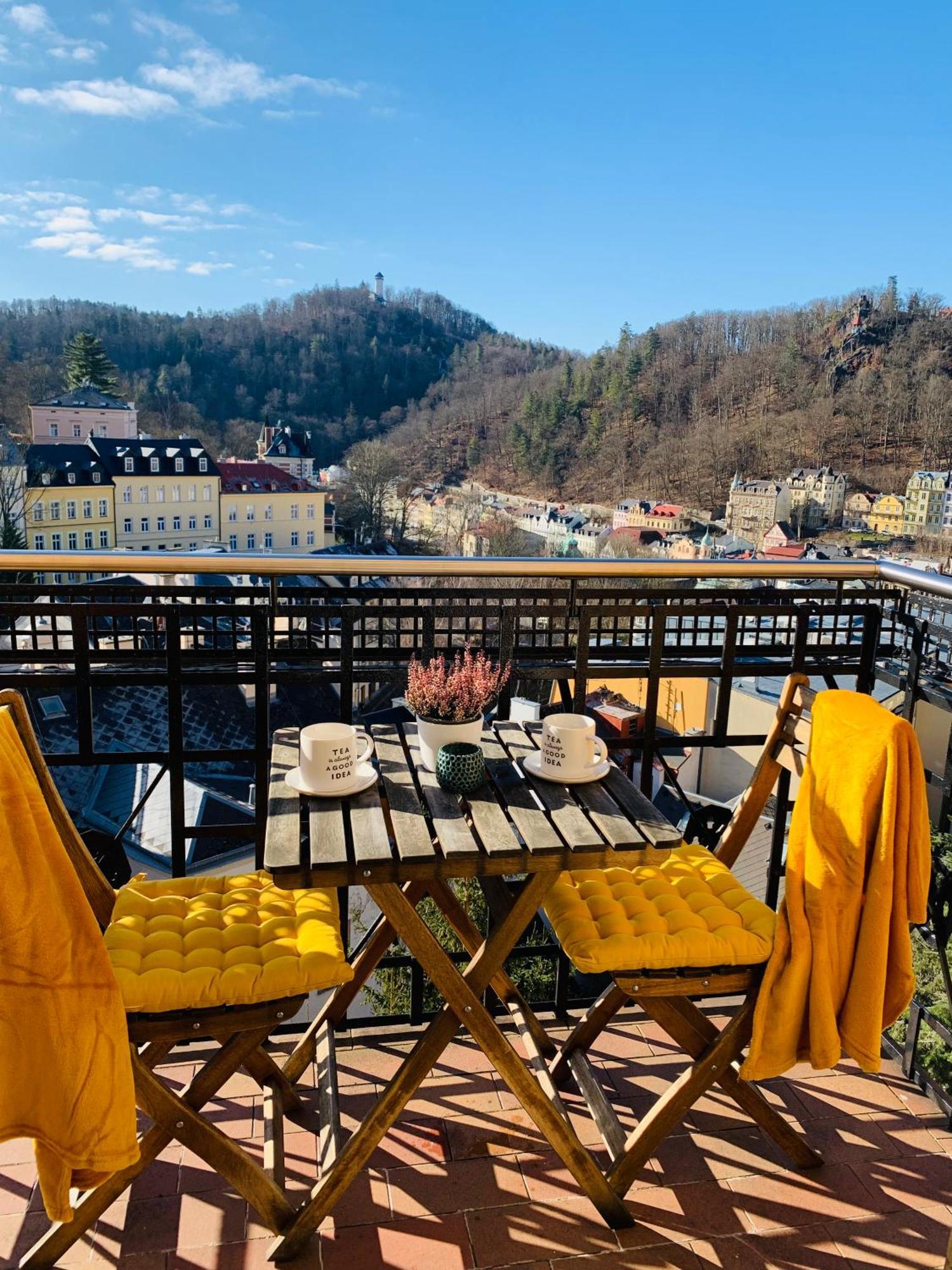 Romanceart Apartments Карлови Вари Екстериор снимка