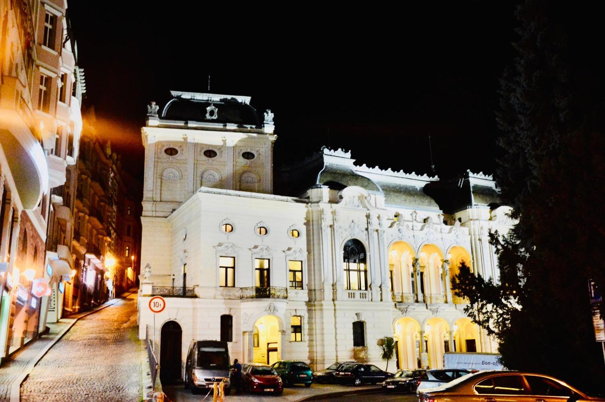 Romanceart Apartments Карлови Вари Екстериор снимка