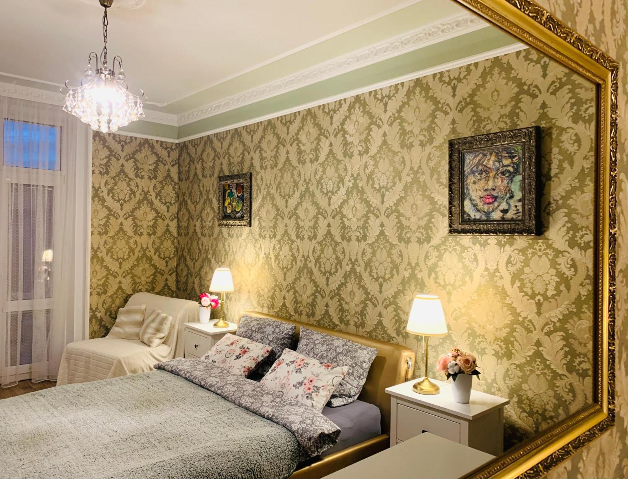 Romanceart Apartments Карлови Вари Екстериор снимка