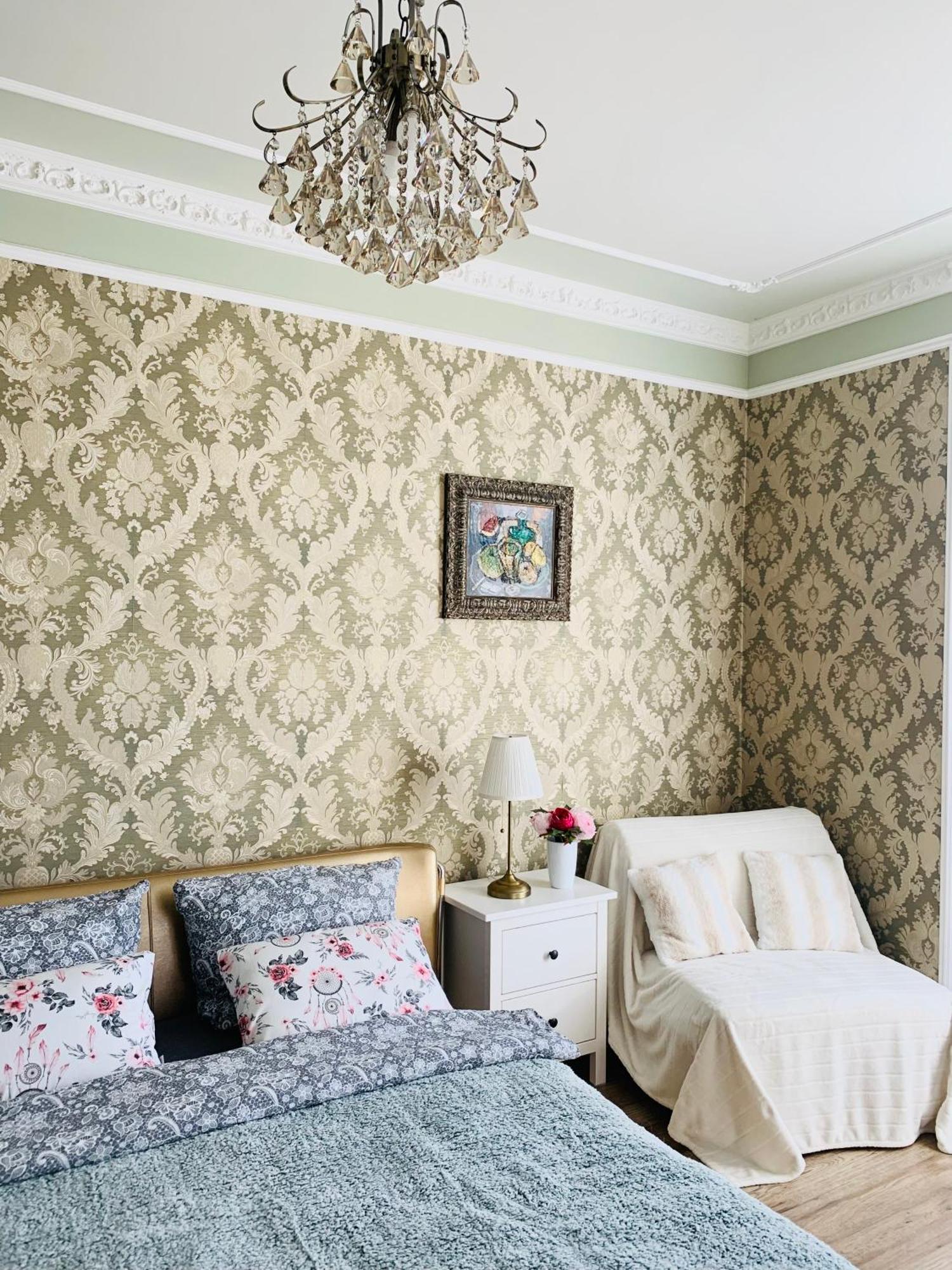 Romanceart Apartments Карлови Вари Екстериор снимка