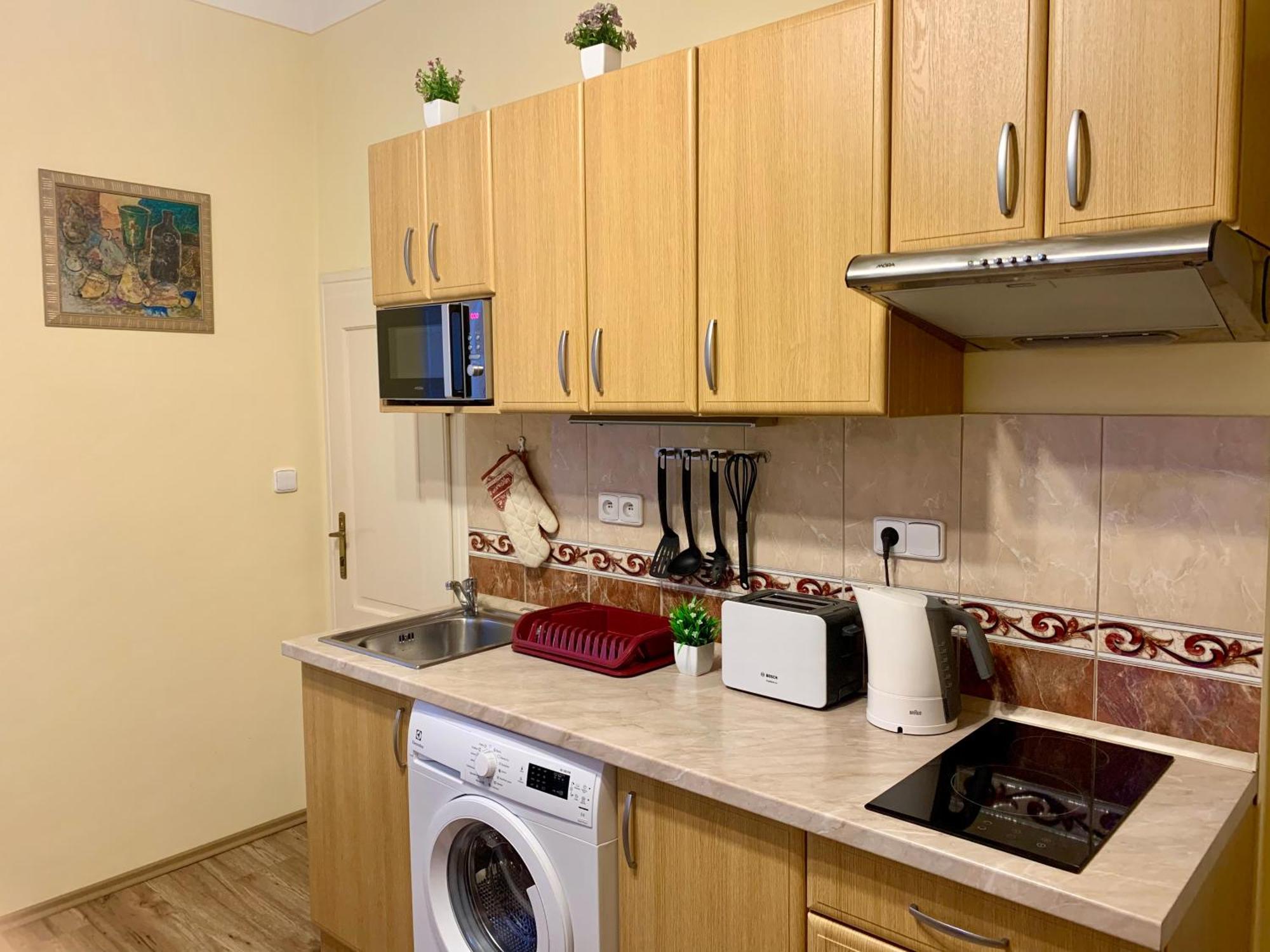 Romanceart Apartments Карлови Вари Екстериор снимка
